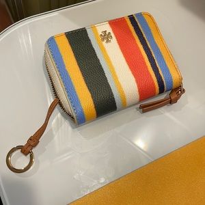 Tory Burch zip wallet